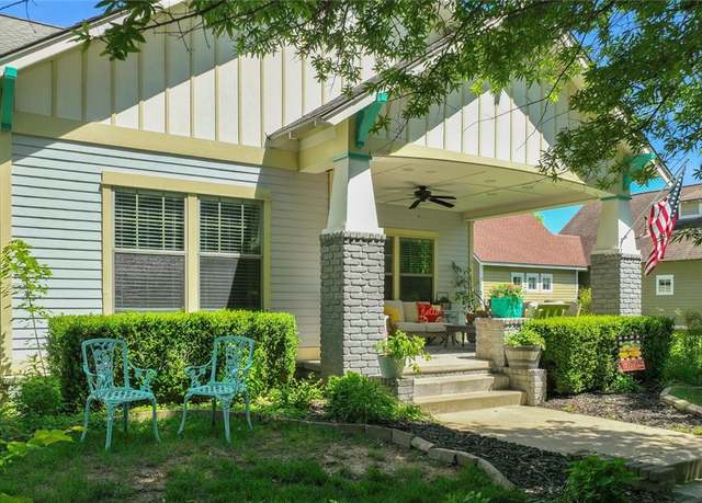 Property at 1806 Best Friend Ln, Fayetteville, AR 72704, 4 beds, 3 baths