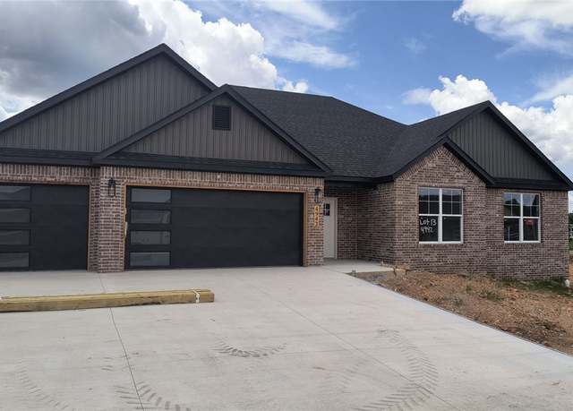Property at 4942 Cowboy St, Springdale, AR 72764, 4 beds, 2 baths