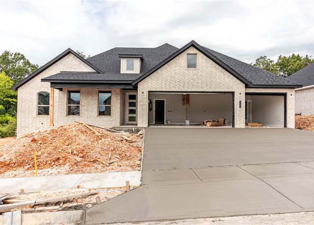 Property at 407 Ardie Martin St, Tontitown, AR 72762, 4 beds, 2.5 baths