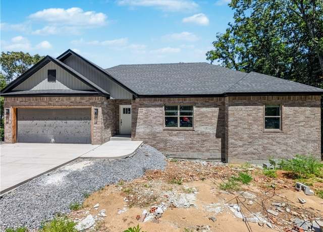 Property at 6 Osborne Ln, Bella Vista, AR 72715, 3 beds, 2 baths