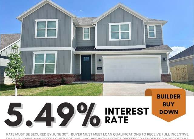 Property at 5911 SW Coywolf St, Bentonville, AR 72713, 3 beds, 2.5 baths