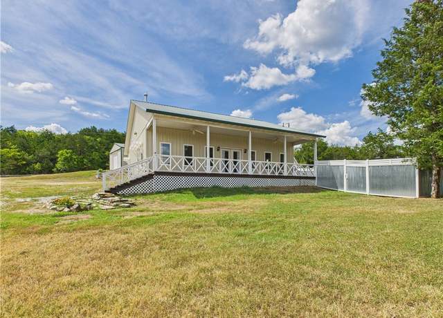 Property at 470 Lakeside Dr, Diamond City, AR 72644, 2 beds, 1.5 baths