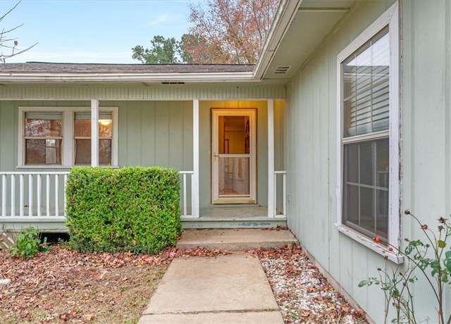 Property at 3279 Wildcat Creek Blvd, Fayetteville, AR 72704, 3 beds, 2 baths
