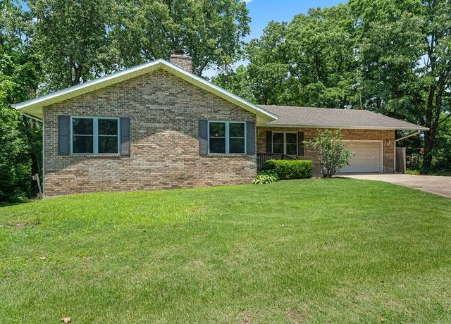 Property at 10 Magrath Ln, Bella Vista, AR 72715, 3 beds, 2 baths