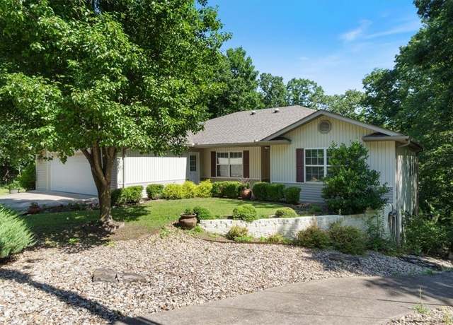 Property at 20 Lonsdale Dr, Bella Vista, AR 72715, 3 beds, 3 baths