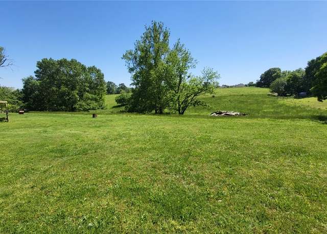 Property at 2908 Ozark Acres Dr, Bentonville, AR 72713, 4 beds, 3 baths