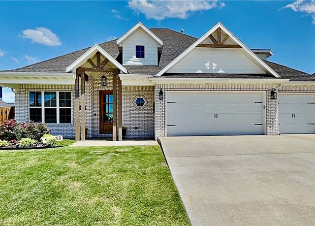 Property at 1808 Abbott Ln, Pea Ridge, AR 72751, 4 beds, 2.5 baths
