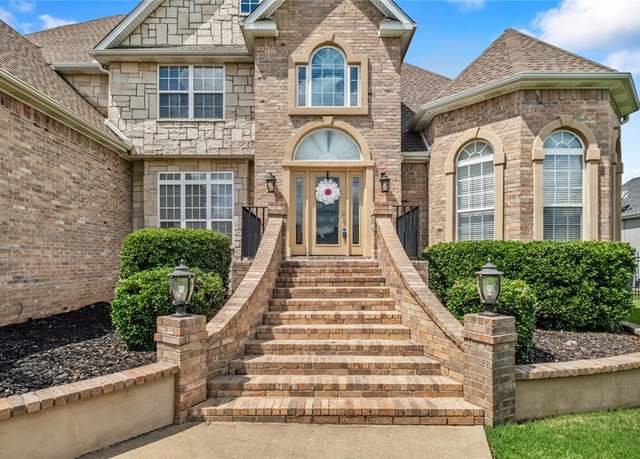 Property at 7 W Leiston Dr, Rogers, AR 72758, 4 beds, 4 baths