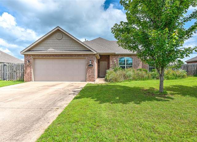 Property at 4300 Limestone Ave, Bentonville, AR 72712, 4 beds, 2 baths