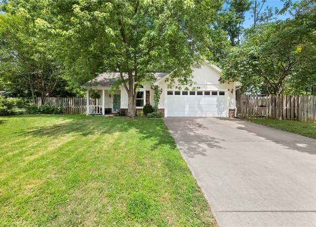 Property at 4059 Eastborough Ct, Fayetteville, AR 72703, 3 beds, 2 baths