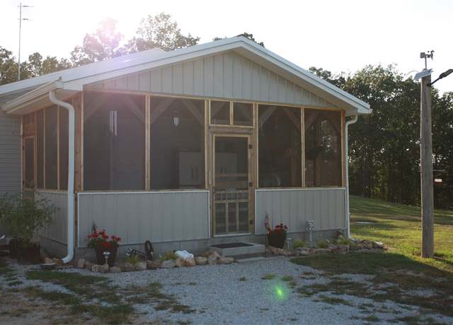 Property at 1745 Mcdonald Rd, Harrison, AR 72601, 2 beds, 1.5 baths