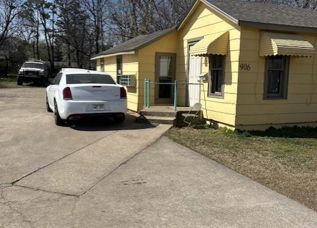 Property at 906 Holcomb St, Springdale, AR 72764, 1 bed, 1 bath