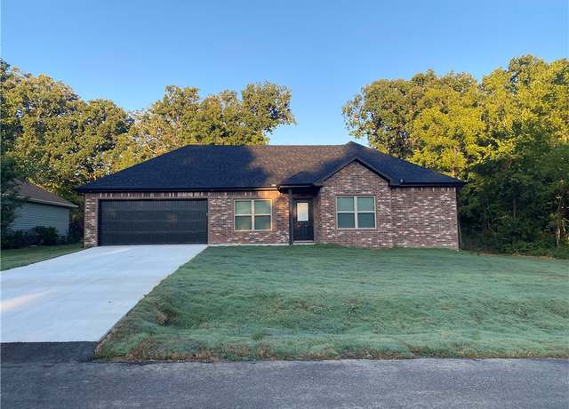 Property at 26 Valiant Cir, Bella Vista, AR 72715, 2 beds, 2 baths