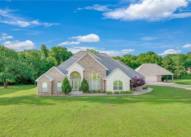 Property at 2601 Bugscuffle Rd, Lavaca, AR 72941, 3 beds, 2.5 baths