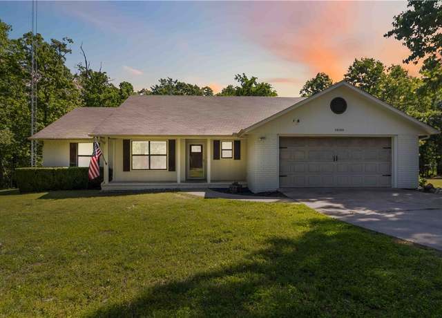 Property at 14146 Dogwood (wcr 2161) Dr, Fayetteville, AR 72704, 3 beds, 2 baths