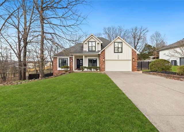 Property at 2408 NW Turner Dr, Bentonville, AR 72712, 5 beds, 3.5 baths