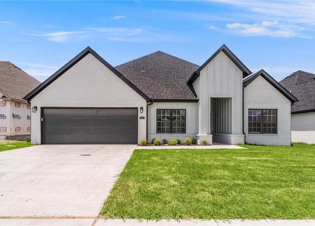 Property at 481 S Benchmark Ln, Fayetteville, AR 72704, 3 beds, 3.5 baths