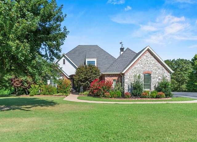 Property at 11982 W Hwy 72, Bentonville, AR 72712, 5 beds, 3.5 baths