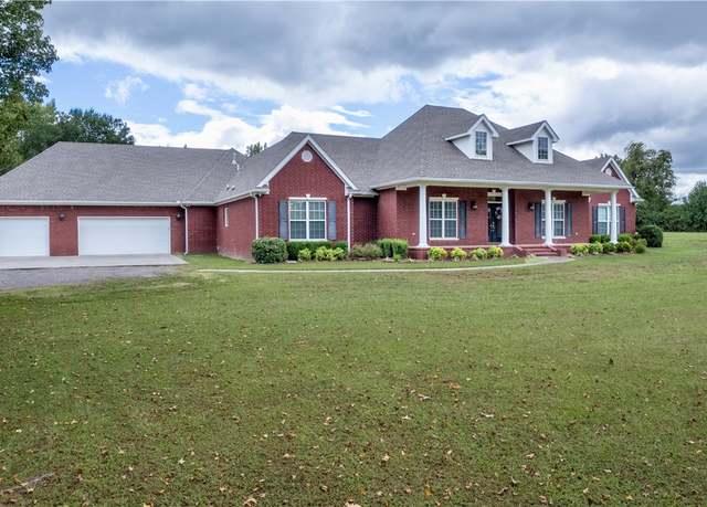 Property at 3309 E Highway 96, Lavaca, AR 72941, 6 beds, 5 baths