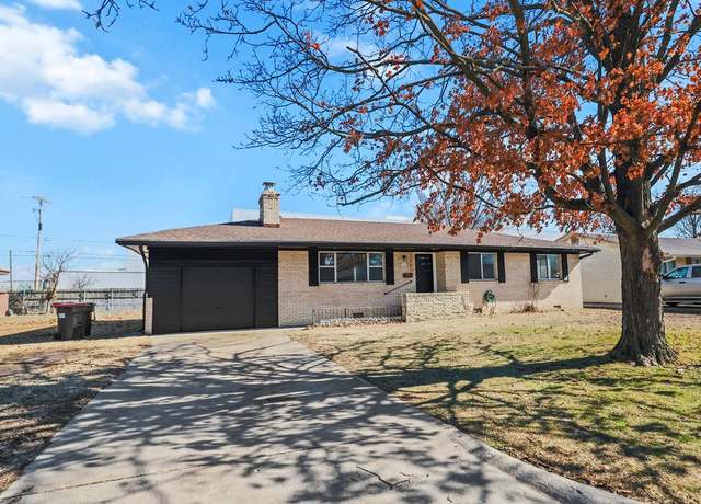 Property at 1301 Shipley St, Springdale, AR 72764, 3 beds, 2 baths