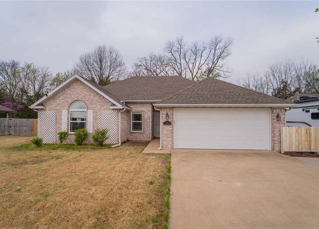 Property at 2233 Brookview St, Elkins, AR 72727, 3 beds, 2 baths