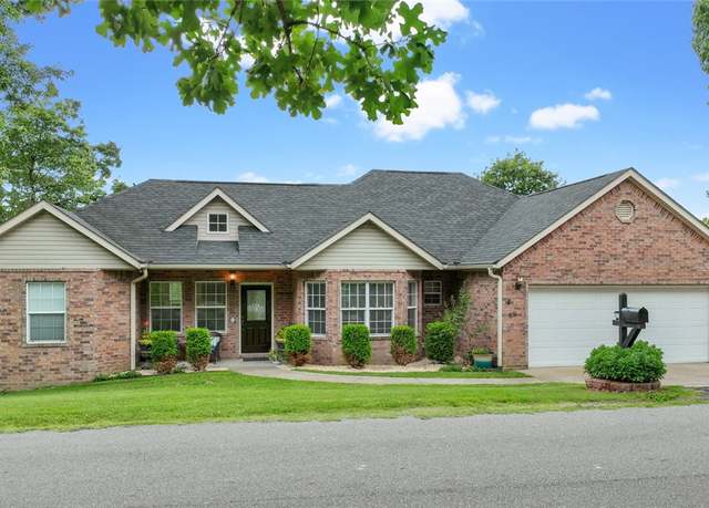 Property at 89 Cranfield Dr, Bella Vista, AR 72714, 3 beds, 2 baths