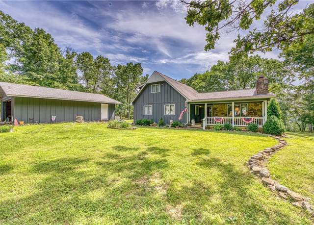 Property at 2811 N Harmon Rd, Harrison, AR 72601, 5 beds, 3 baths