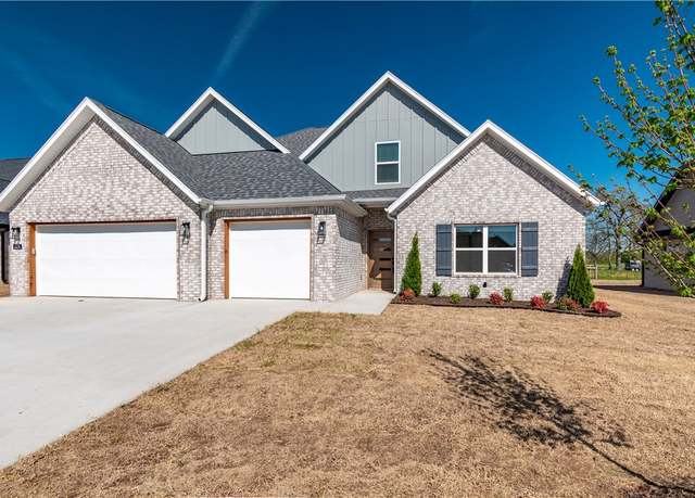 Property at 1276 Carrara St, Tontitown, AR 72762, 4 beds, 3 baths
