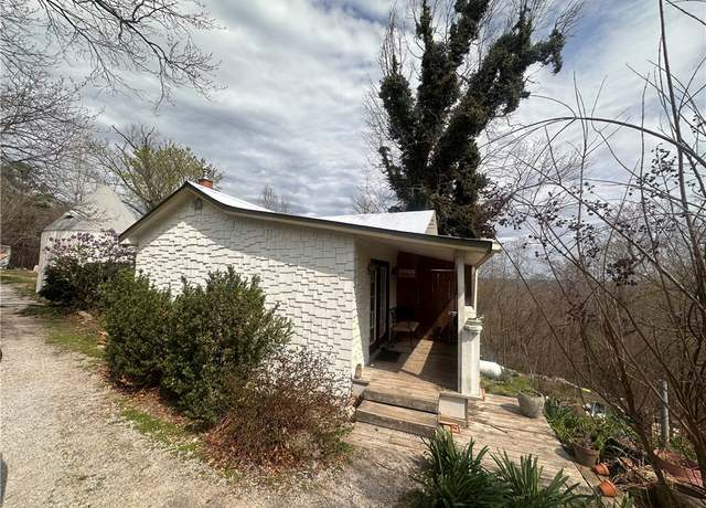 Property at 3677 Hwy 23s, Eureka Springs, AR 72632, 2 beds, 2 baths