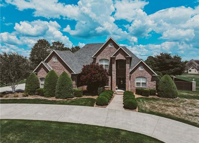 Property at 11136 W Stonebriar Dr, Bentonville, AR 72712, 5 beds, 3.5 baths