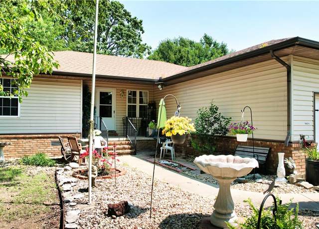 Property at 15829 N Wimpy Jones Rd, Garfield, AR 72732, 2 beds, 2 baths