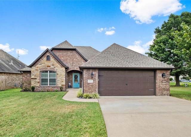 Property at 4002 SW Flatrock Cv, Bentonville, AR 72713, 4 beds, 2 baths