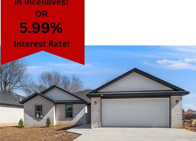 Property at 1373 Gary St, Springdale, AR 72764, 3 beds, 2 baths