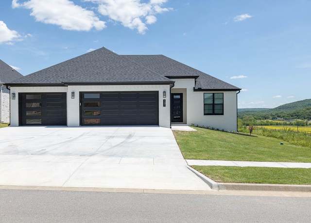 Property at 151 N Eagle Mountain St, Prairie Grove, AR 72753, 3 beds, 2 baths