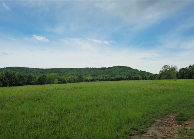 Property at 13258 Dubuque Rd, Omaha, AR 72662