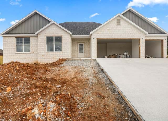 Property at 7900 Teton Trl Ave, Springdale, AR 72762, 4 beds, 2 baths