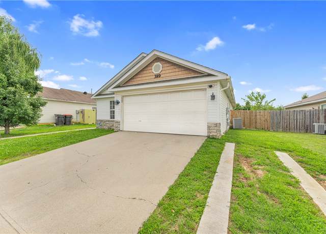 Property at 389 Cascade Cir, Springdale, AR 72764, 3 beds, 2 baths
