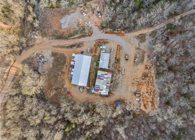 Property at 1401 E Coweta Falls Rd, Harrison, AR 72601, 3 beds, 2 baths