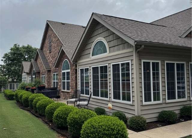 Property at 2367 Wolf Run Dr #2, Fayetteville, AR 72704, 2 beds, 2 baths