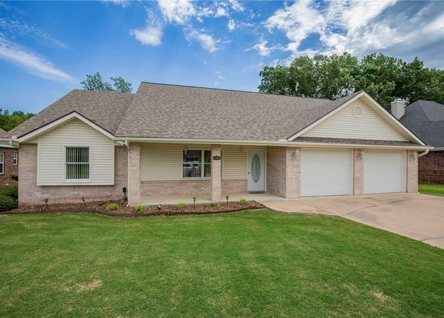 Property at 1603 Breckenridge Loop, Rogers, AR 72756, 3 beds, 2 baths