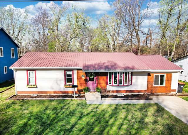 Property at 504 Zachary St, Springdale, AR 72762, 4 beds, 2 baths