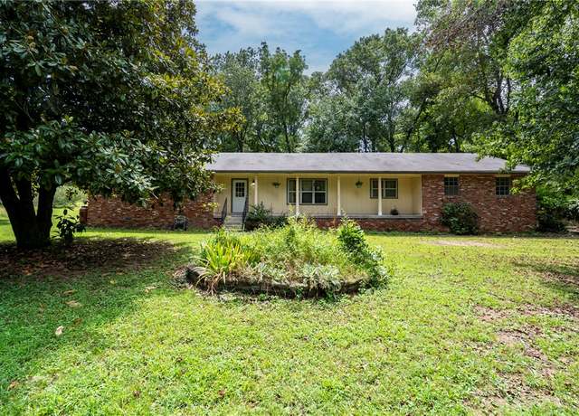 Property at 518 W Brush Creek Rd, Rogers, AR 72756, 4 beds, 3.5 baths