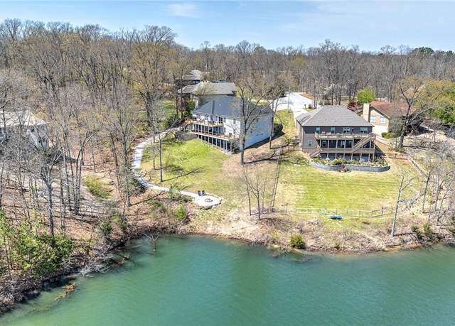 Property at 6 Ashwell Ln, Bella Vista, AR 72714, 5 beds, 3 baths