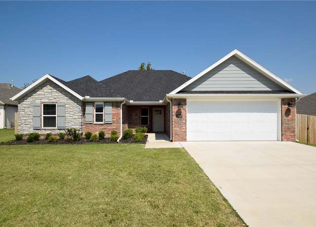 Property at 2400 Buckside St, Springdale, AR 72762, 4 beds, 2 baths