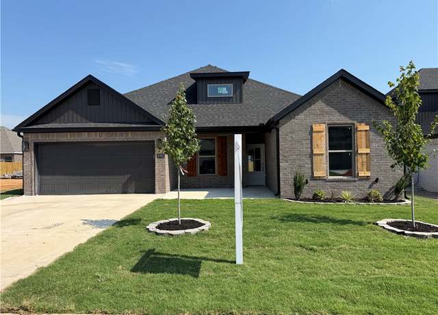 Property at 6902 SW Basswood Ave, Bentonville, AR 72713, 3 beds, 2 baths