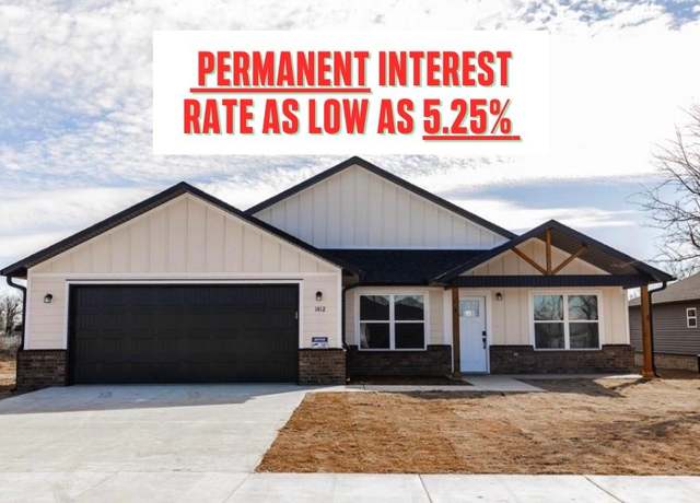 Property at 1412 Emelyn Ln, Siloam Springs, AR 72761, 4 beds, 2 baths
