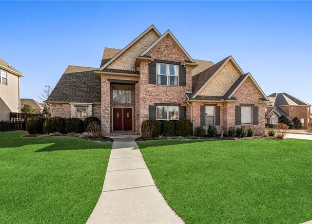 Property at 5099 S Strathmore Station Dr, Rogers, AR 72758, 4 beds, 3.5 baths