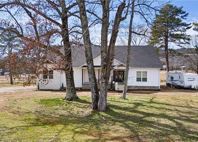Property at 589 Rachel Rd, Russellville, AR 72802, 3 beds, 2 baths