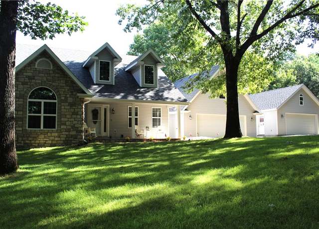 Property at 635 Ranchview Rd, Ridgedale, MO 65739, 3 beds, 2.5 baths