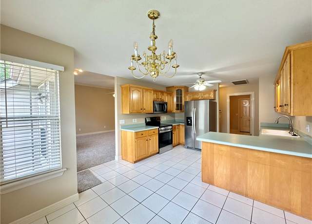 Property at 4671 Bailey Cir, Springdale, AR 72762, 3 beds, 2 baths